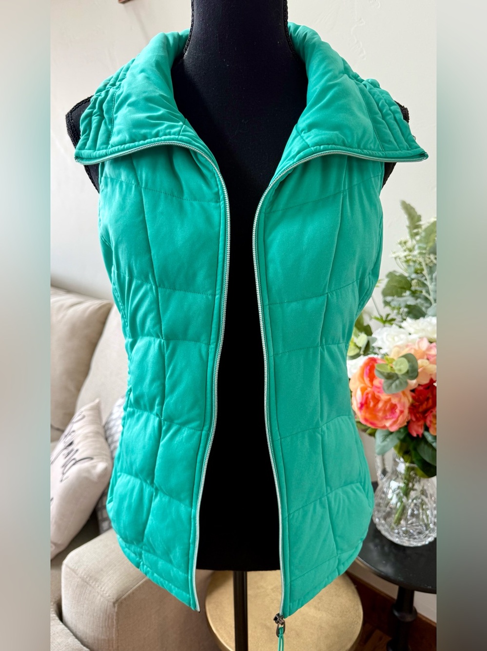 Athleta Vest - Picture 8 of 12
